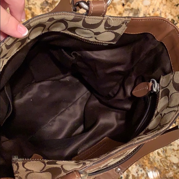 Coach Purse - Picture 4 of 4